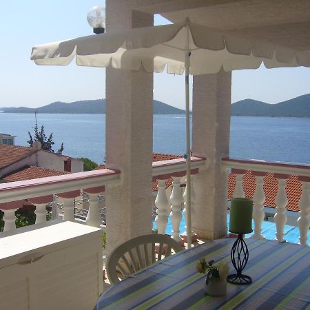 Apartment Branko Drage Exterior photo