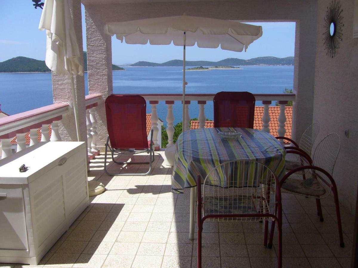 Apartment Branko Drage Exterior photo